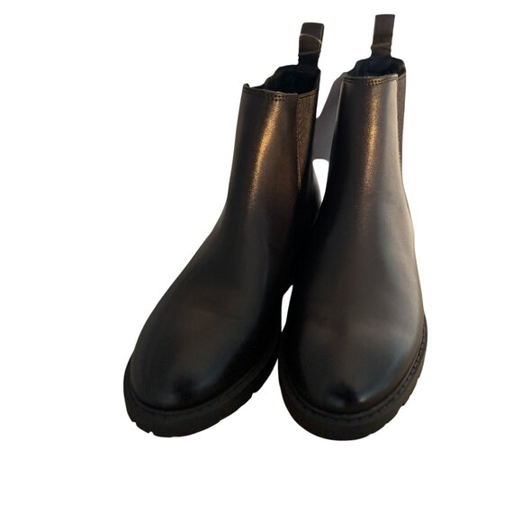 Steve Madden Size 11 Chelsea Black  Lorali Boots - Picture 1 of 6